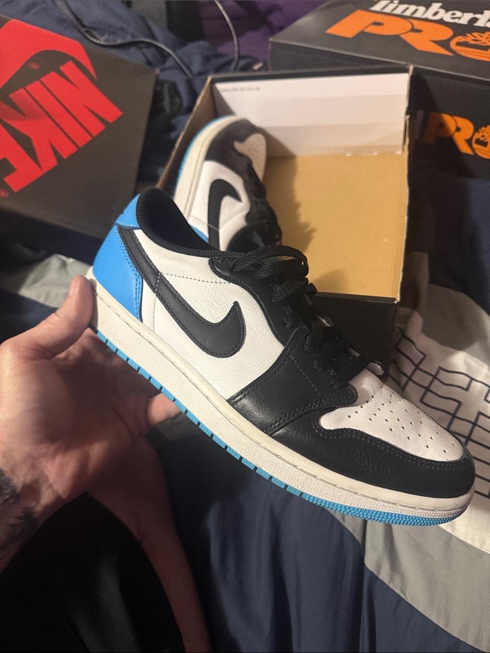 Nike Men’s Low-Top Sneaker - White/Black/Blue
